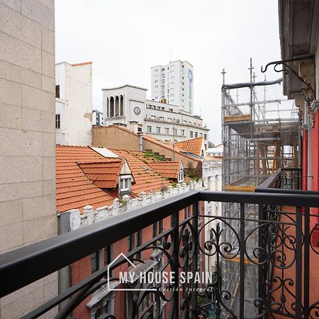 Myhousespain - Nuevo Apartamento En El Centro 기욘 외부 사진