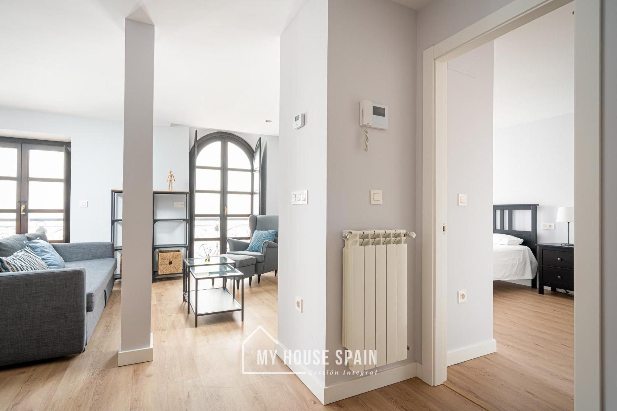 Myhousespain - Nuevo Apartamento En El Centro 기욘 외부 사진