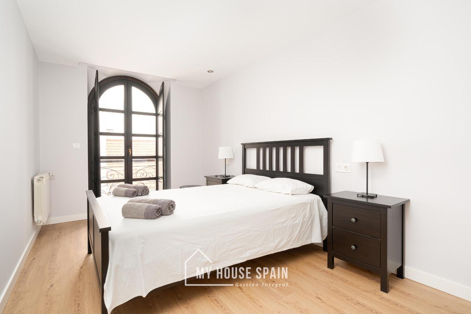 Myhousespain - Nuevo Apartamento En El Centro 기욘 외부 사진